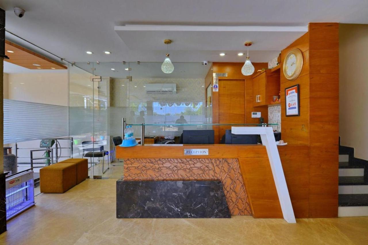 Hotel Signetic Blue Bhopal Buitenkant foto